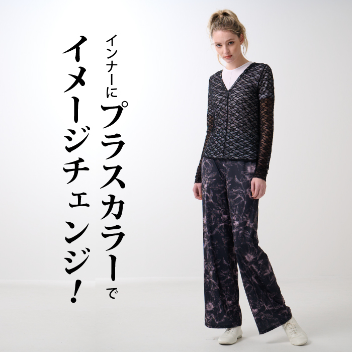 小花柄がキュートなストレッチレースのトップス