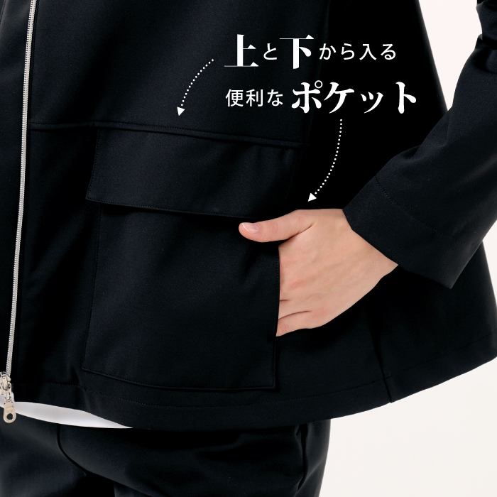 軽く羽織れるショートコート