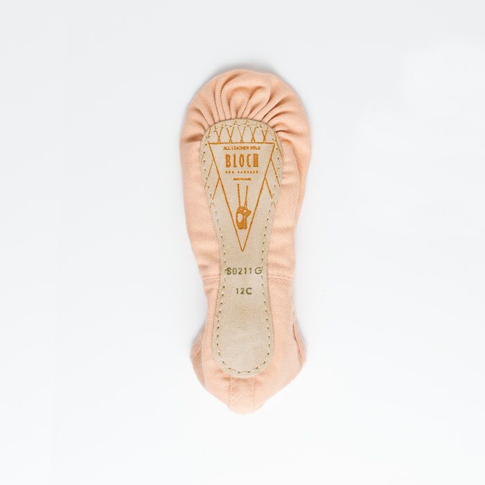 オーストラリア・ブロック社のバレエシューズ