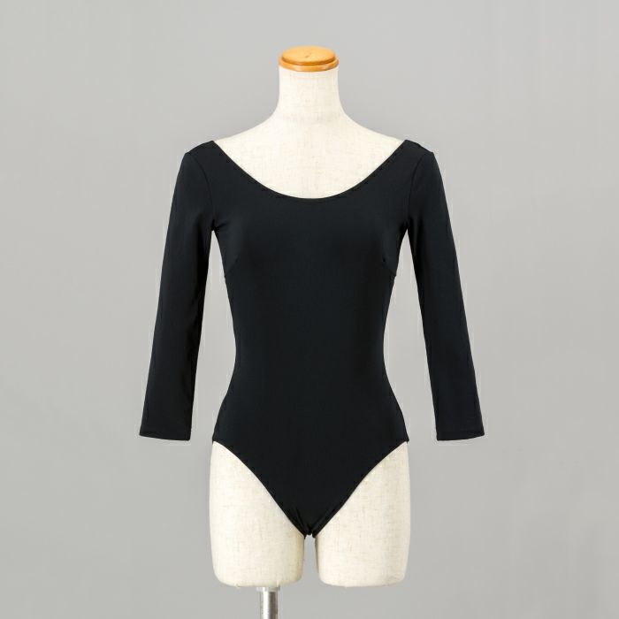 受験、コンクール、コンテストには欠かせないレオタード