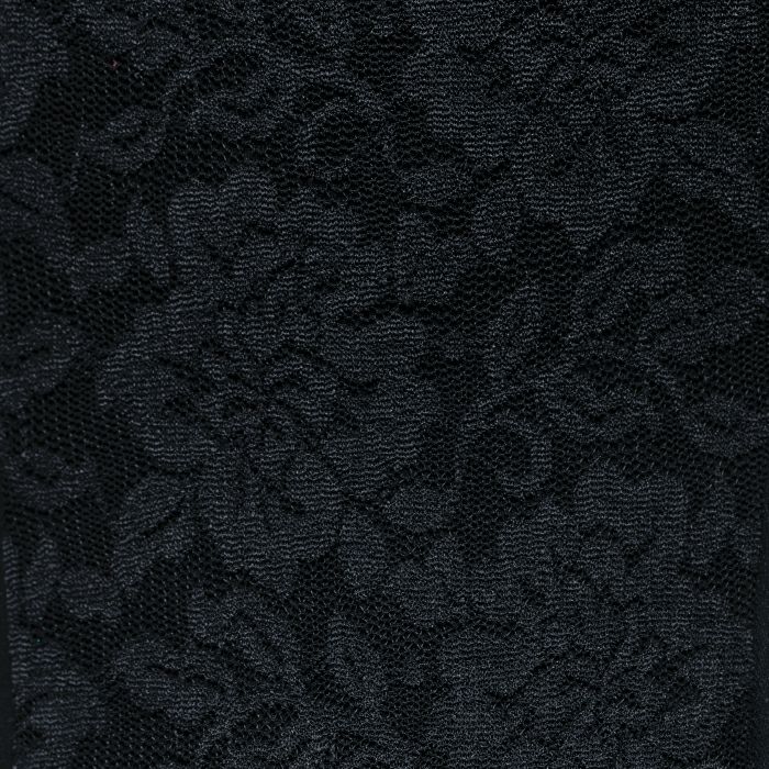 ラフィーネ定番・レースをトップス全体にたっぷり使った贅沢なレオタード