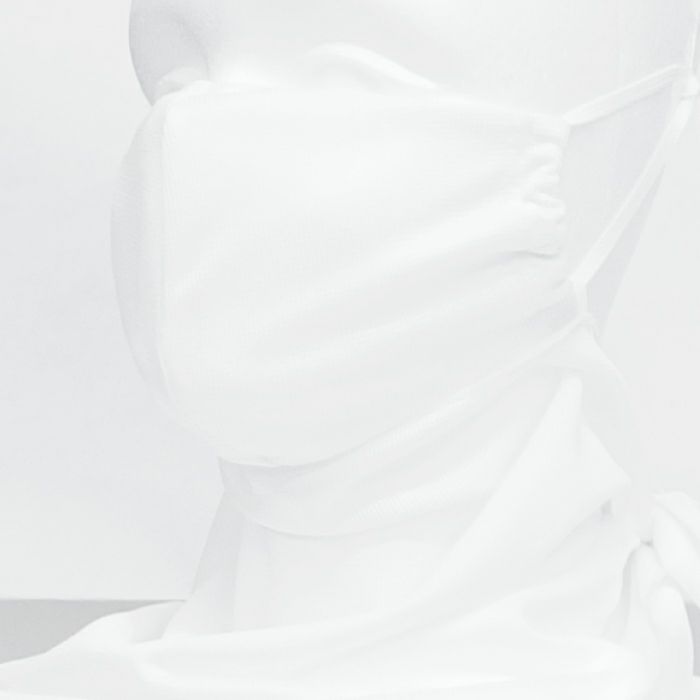 スカーフとマスクがセパレートになったフェイスマスクの進化系