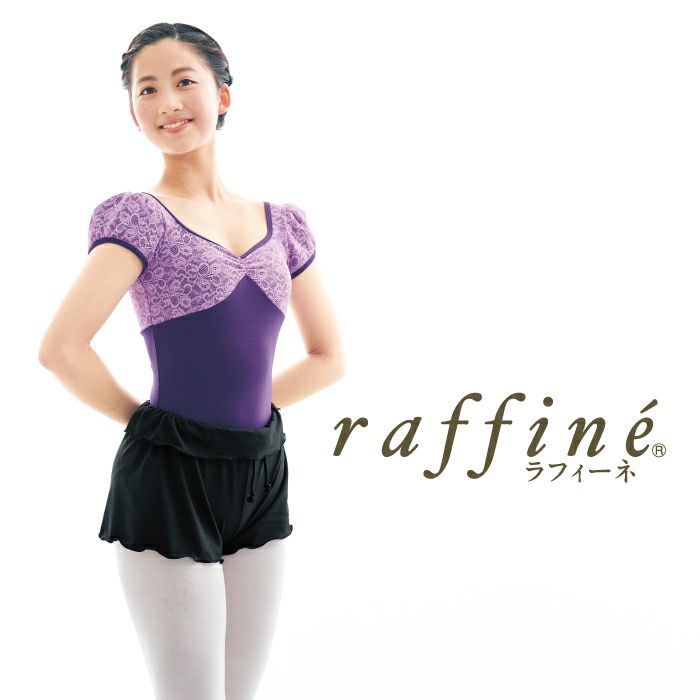 機能素材で快適と可愛さを兼ね備えたショートパンツ