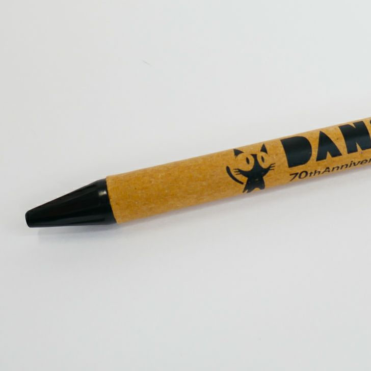 環境に配慮した、書きやすさ抜群のボールペン