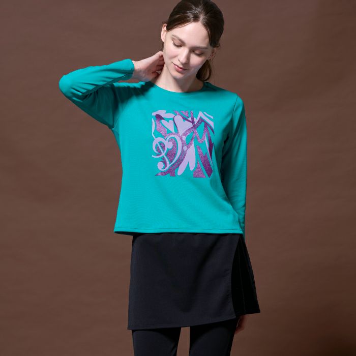 身体のラインを拾わない肉厚なTシャツ