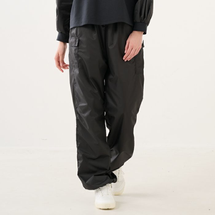 1枚あったら便利な起毛裏地付オーバーパンツ