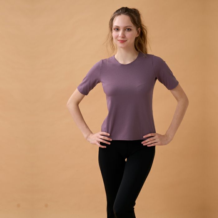 運動に最適なデザイントップス