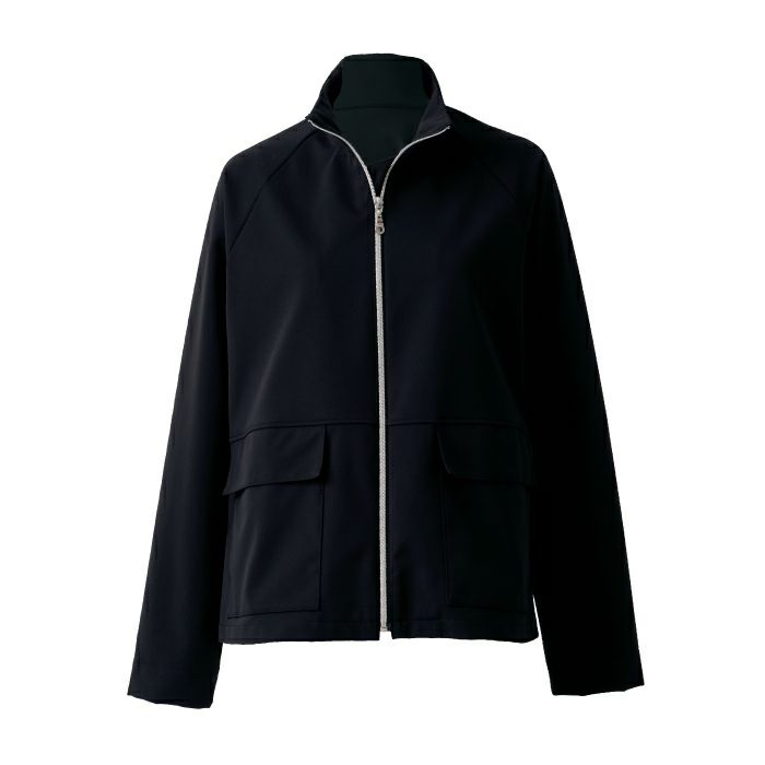 軽く羽織れるショートコート